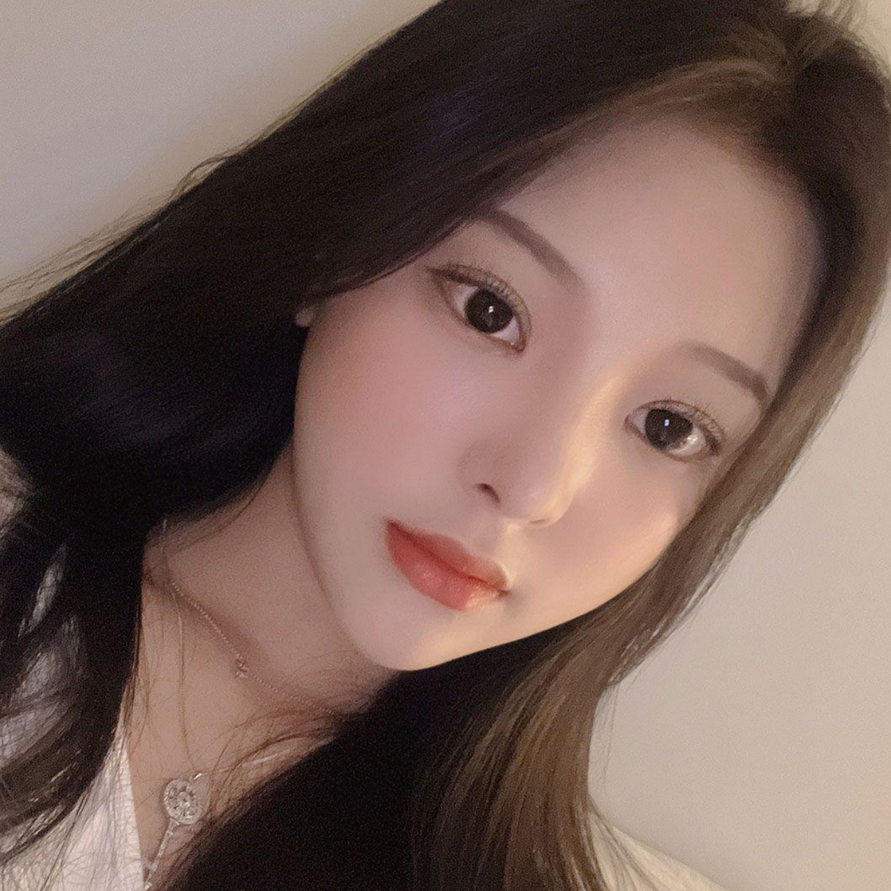 Mình đã phẫu thuật mắt và mũi cùng nhau!