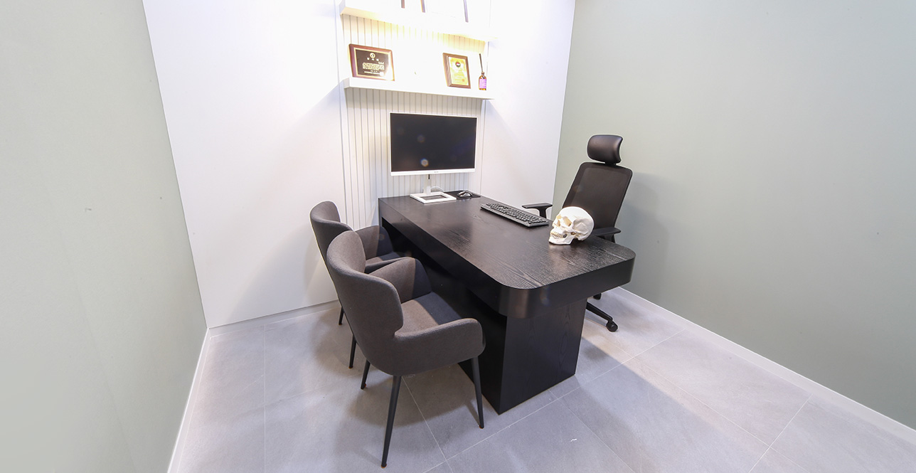 Uverse Plastic Surgery Clinic - Ảnh 9